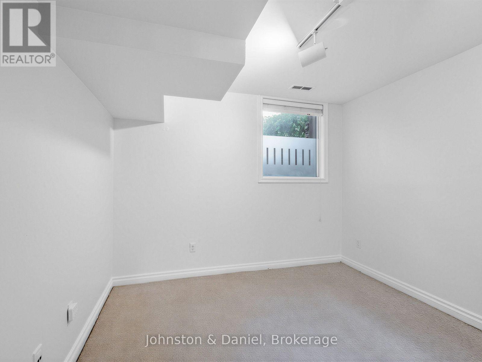 320 Brunswick Avenue Property Photo 24