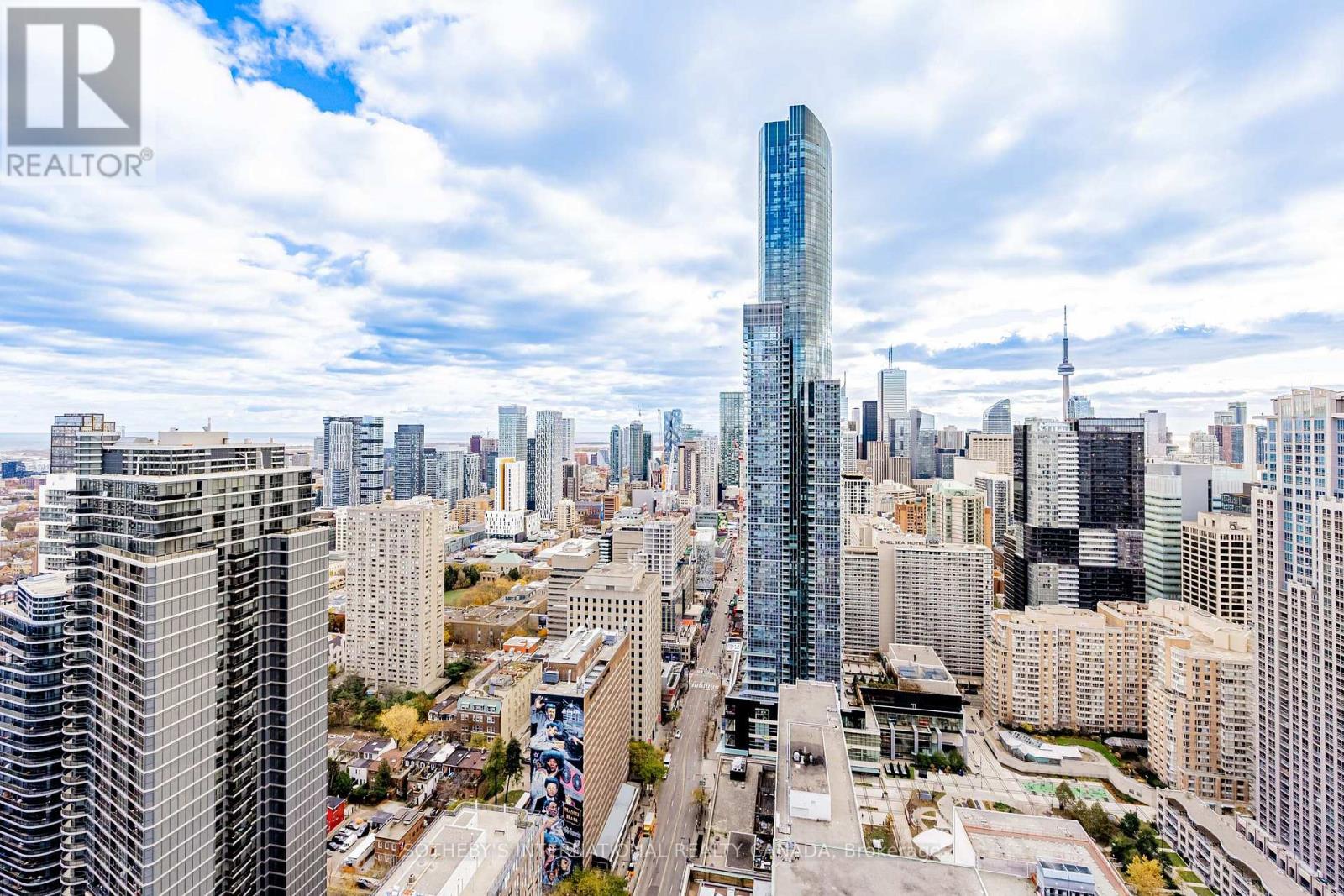 4511 - 7 GRENVILLE STREET Property Photo 1