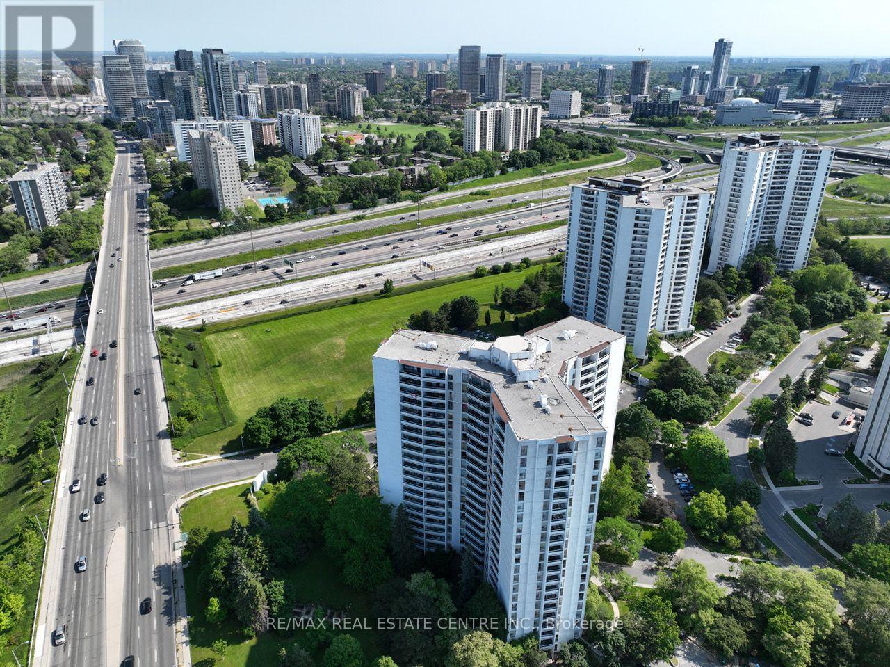 304 - 50 Graydon Hall Drive Property Photo 1