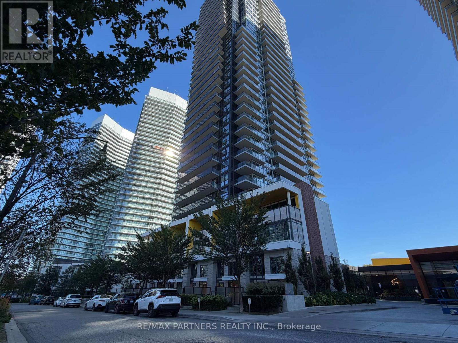 505 - 95 Mcmahon Drive Property Photo 1
