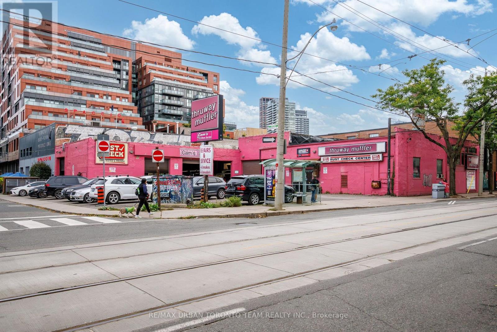 475/477 KING STREET E Property Photo 1