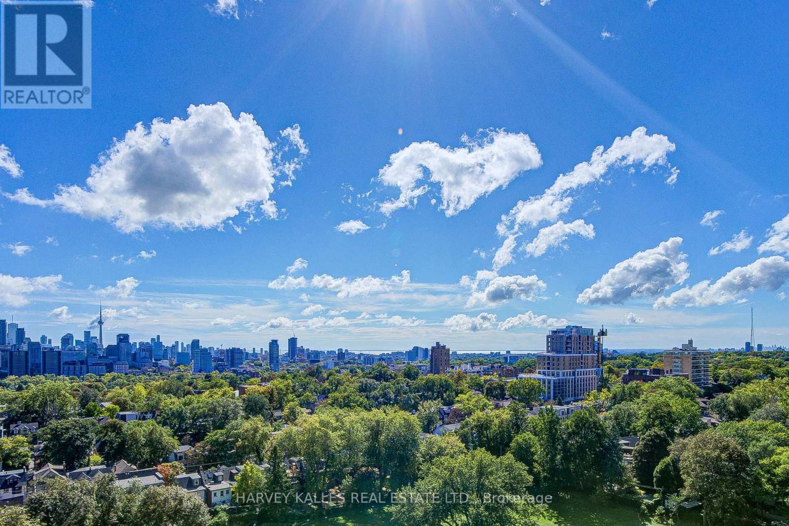 1605 - 63 St. Clair Avenue W Property Photo 45