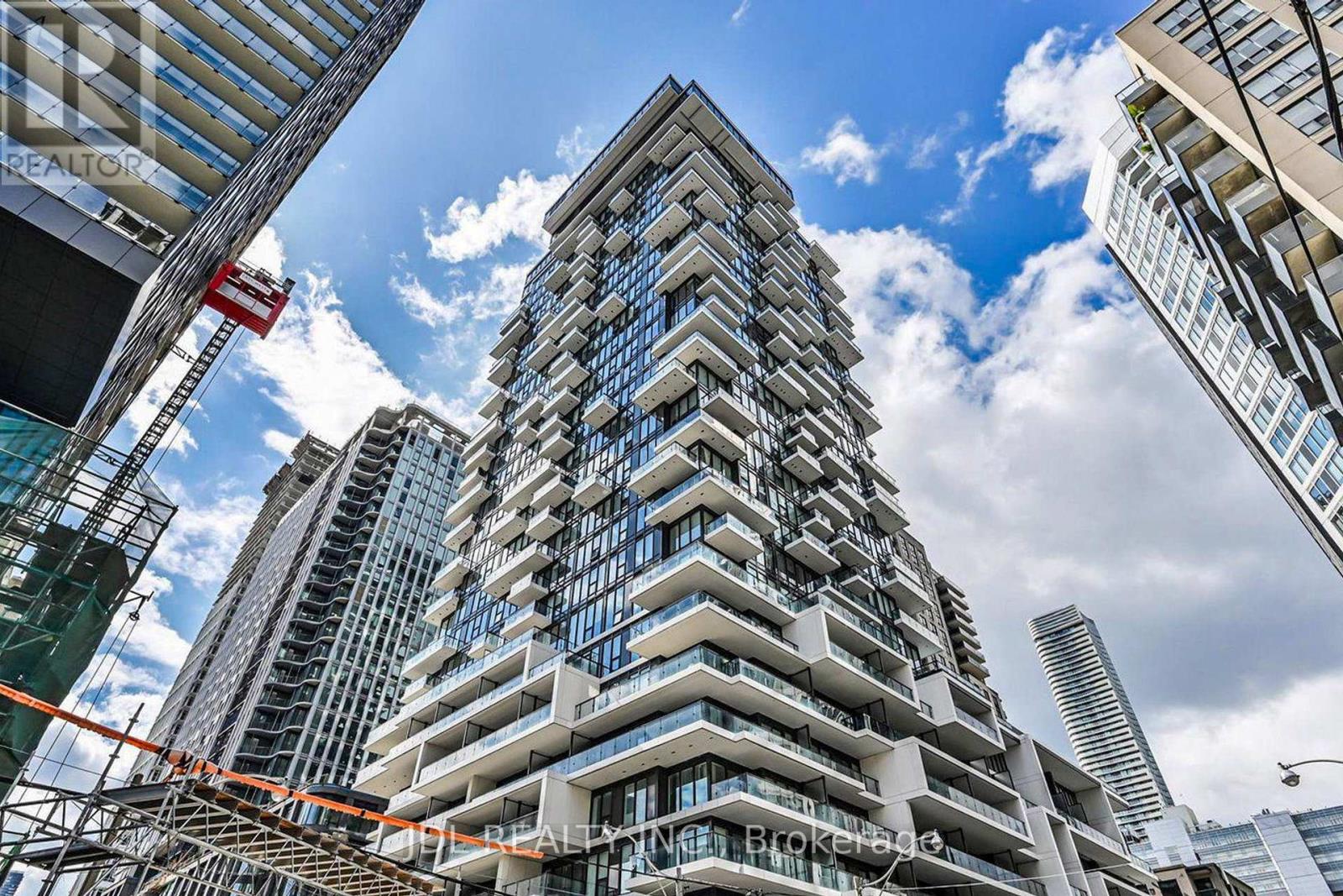 501 - 77 Shuter Street Photo de la propriété 1