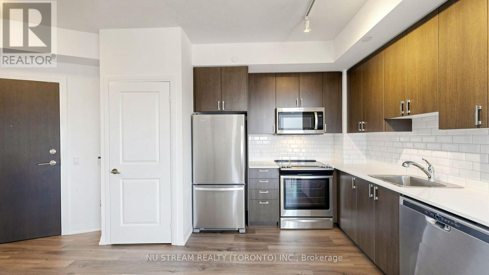 355 - 60 Ann O'reilly Road Property Photo 16