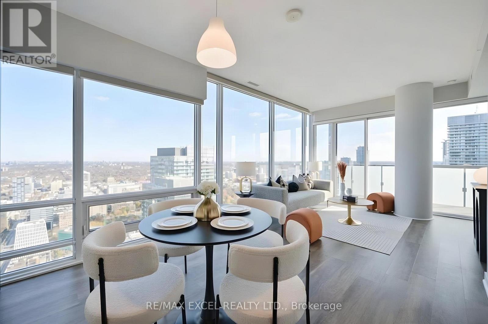 5004 - 15 Grenville Street Property Photo 8