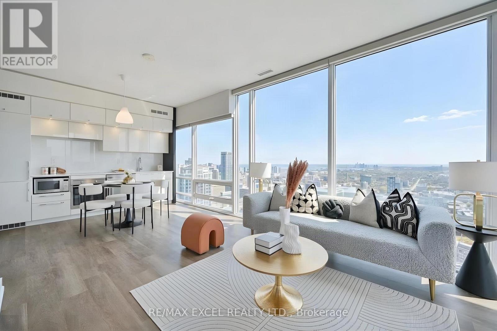 5004 - 15 Grenville Street Property Photo 11
