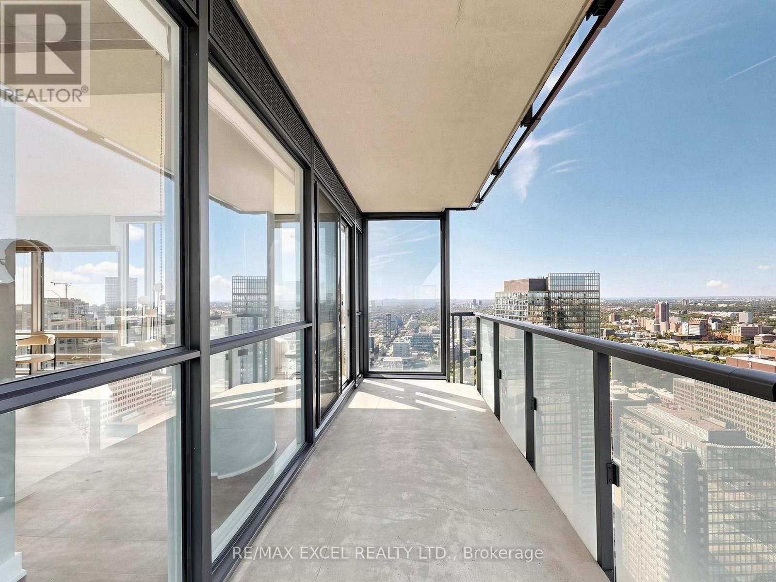 5004 - 15 Grenville Street Property Photo 15