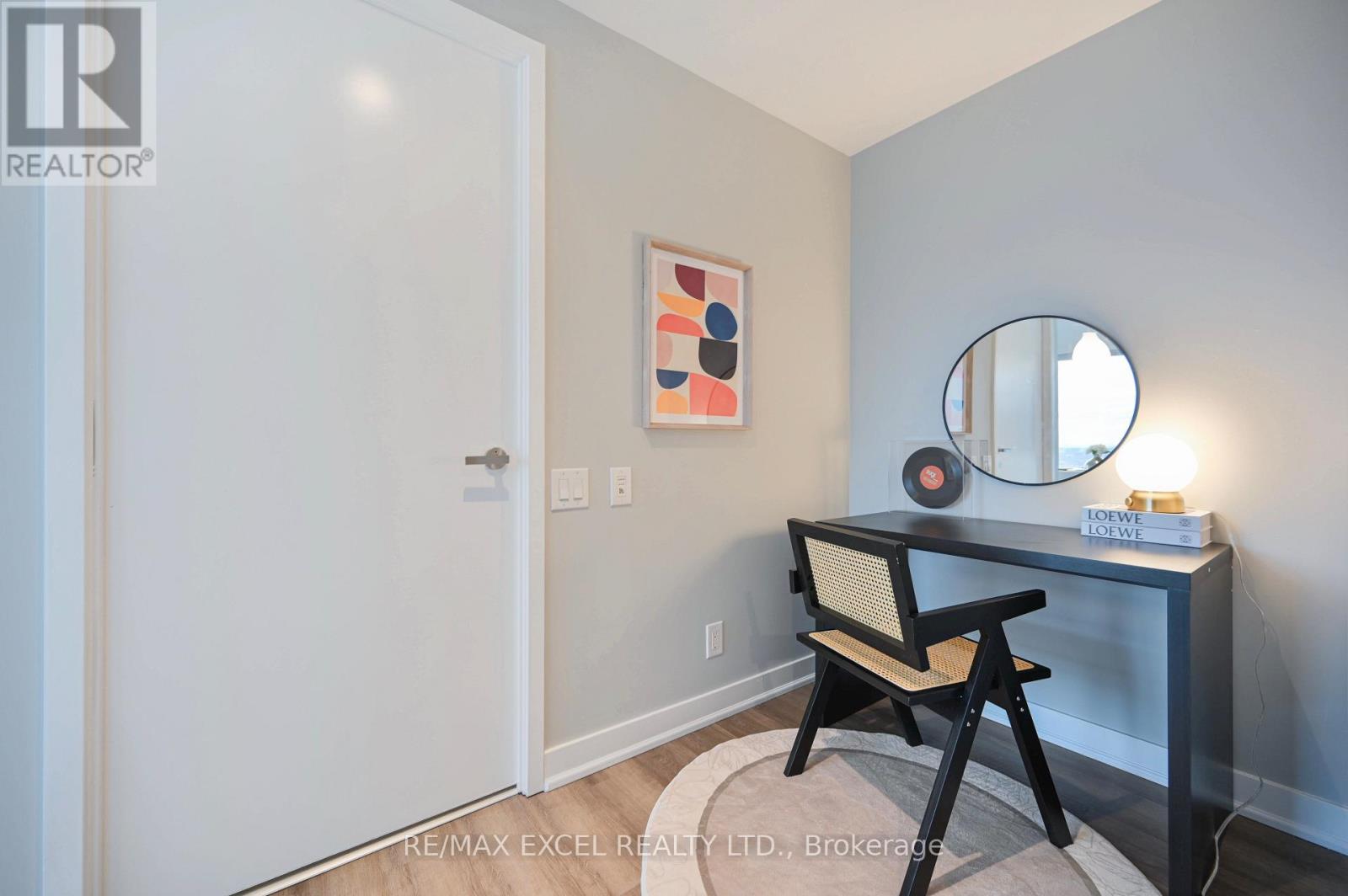5004 - 15 Grenville Street Property Photo 23