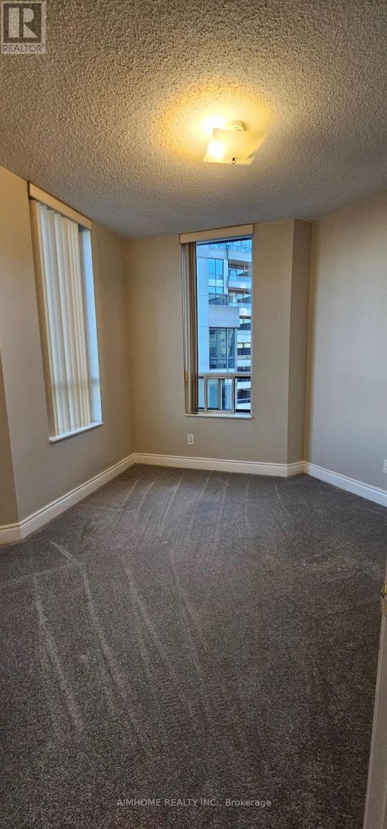 2227 - 15 Northtown Way Property Photo 9