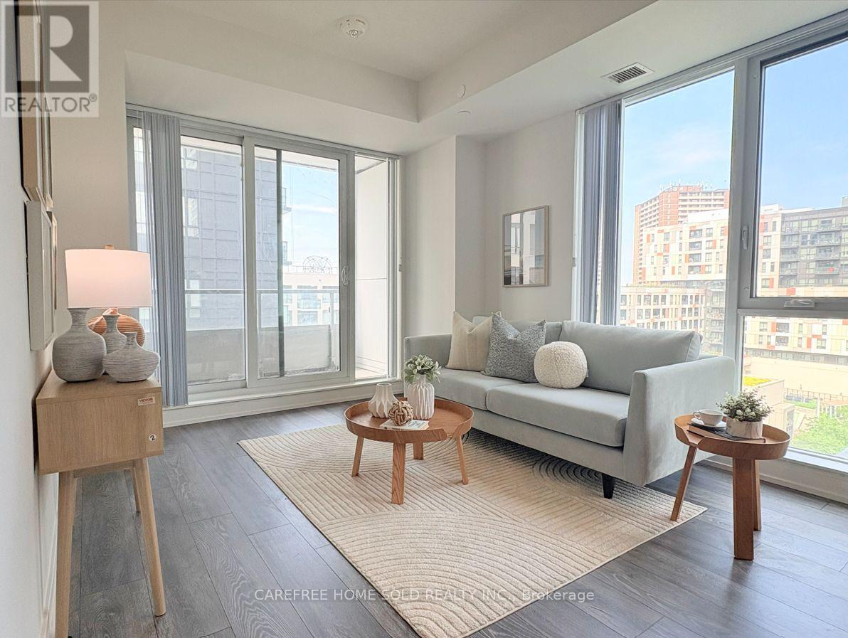 711 - 225 SUMACH STREET Property Photo 1