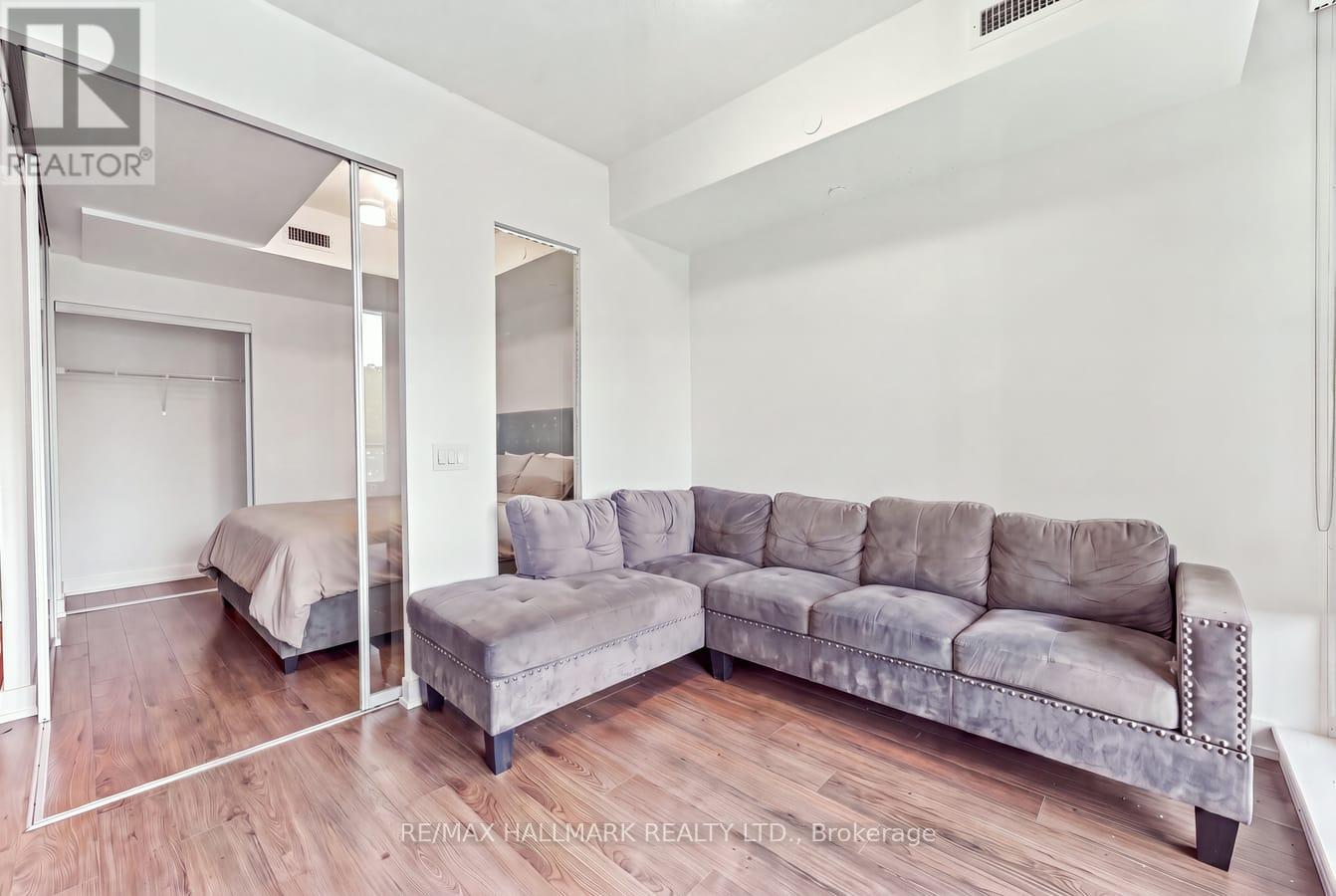 507 - 170 Chiltern Hill Road Property Photo 9