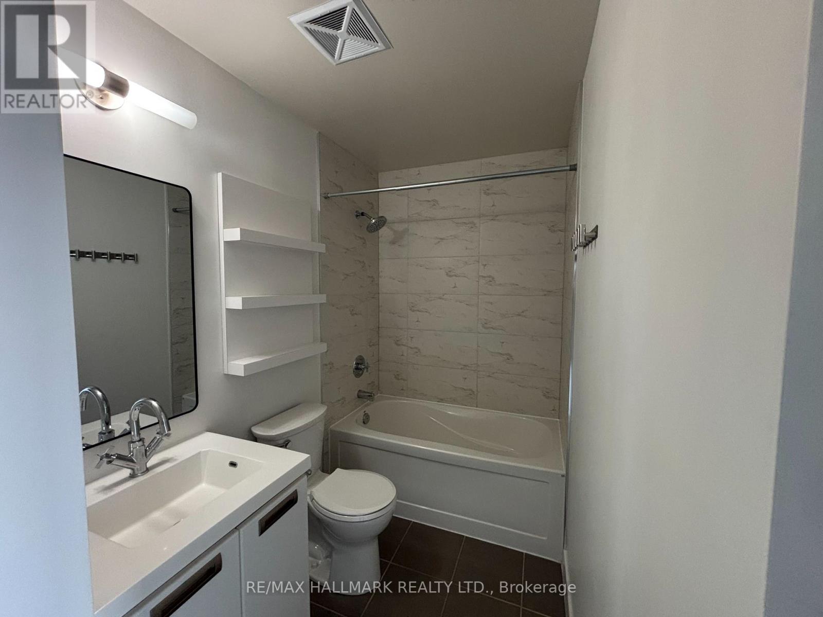 905 - 90 Stadium Road Property Photo 17