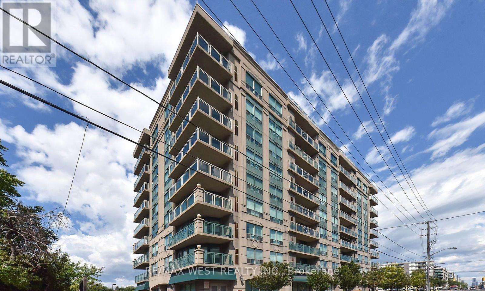 705 - 920 SHEPPARD AVENUE W