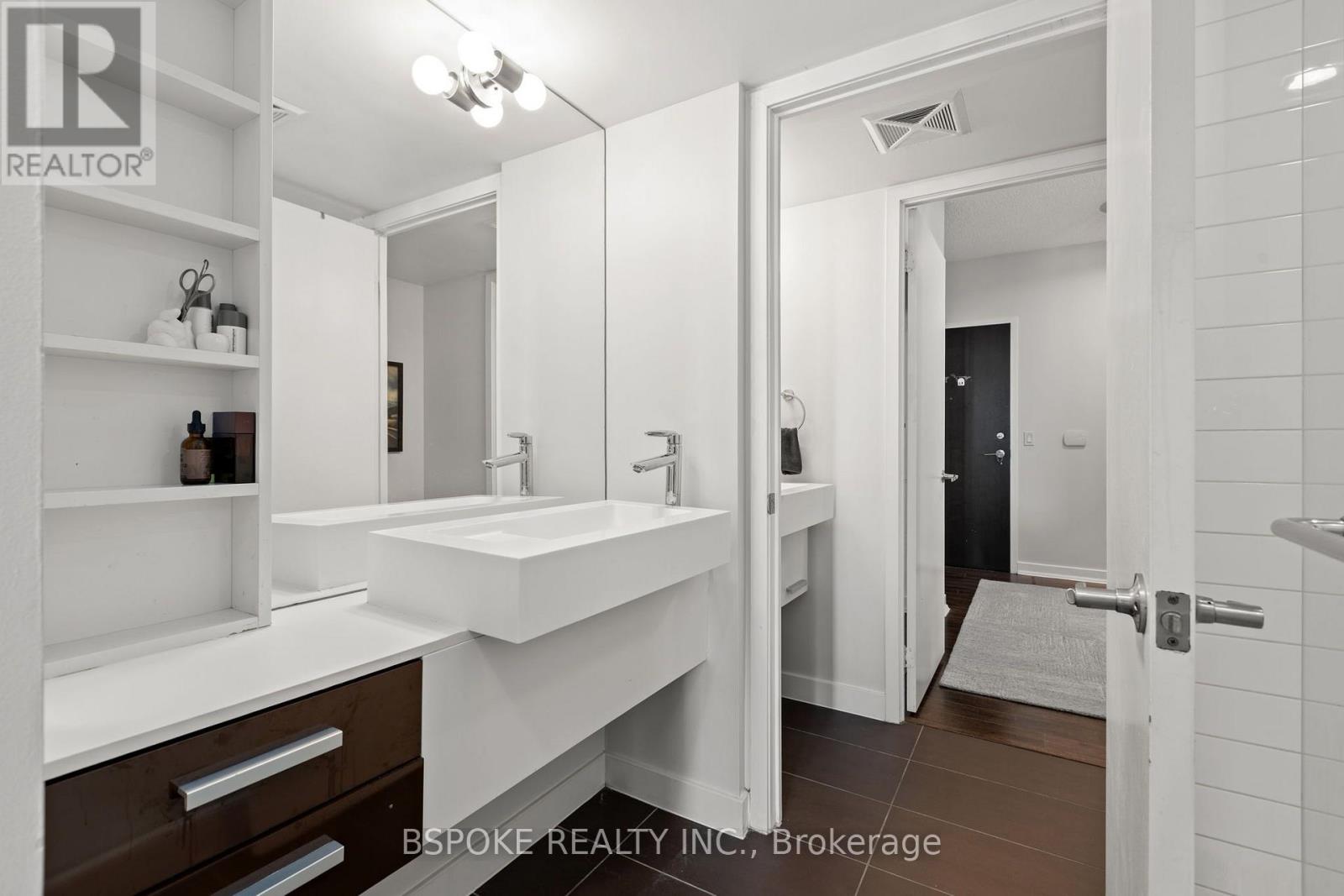 2207 - 38 Dan Leckie Way Property Photo 17