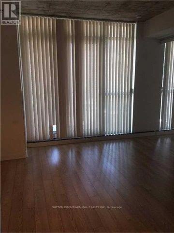 1004 - 375 King Street W Property Photo 9