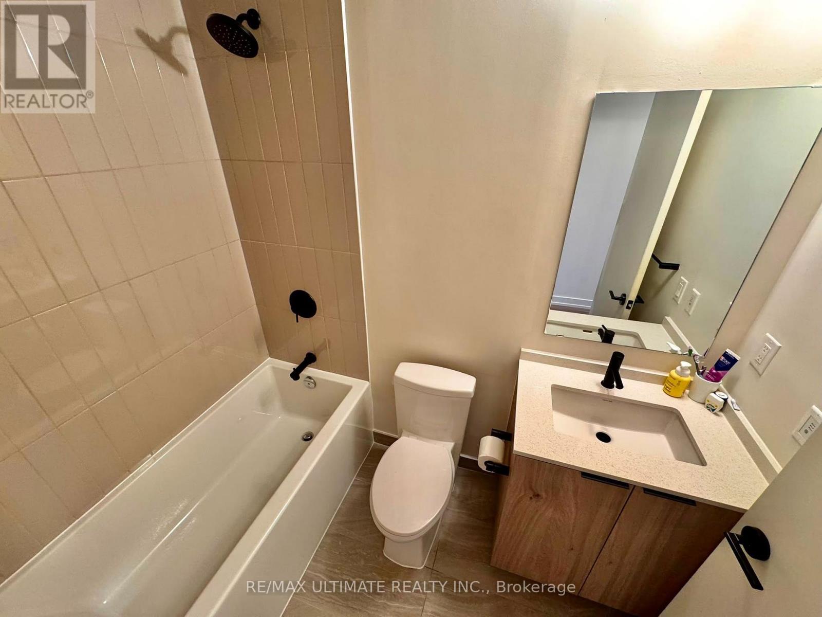1215 - 181 Sterling Road Property Photo 8