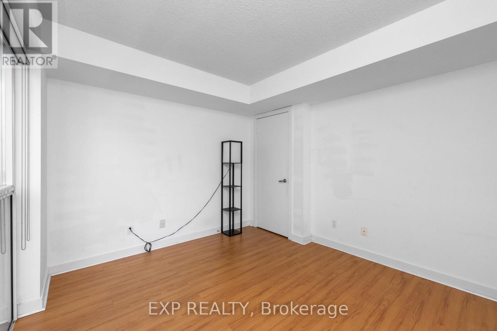 712 - 80 Western Battery Road Property Photo 13