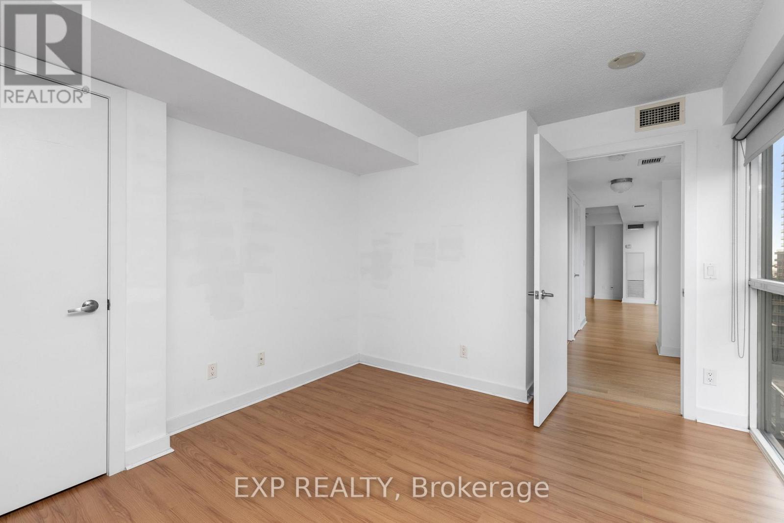 712 - 80 Western Battery Road Property Photo 14