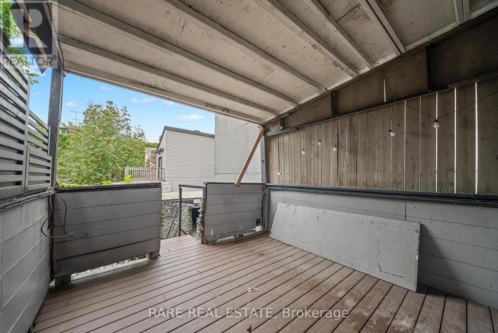 200 Bathurst Street Property Photo 14