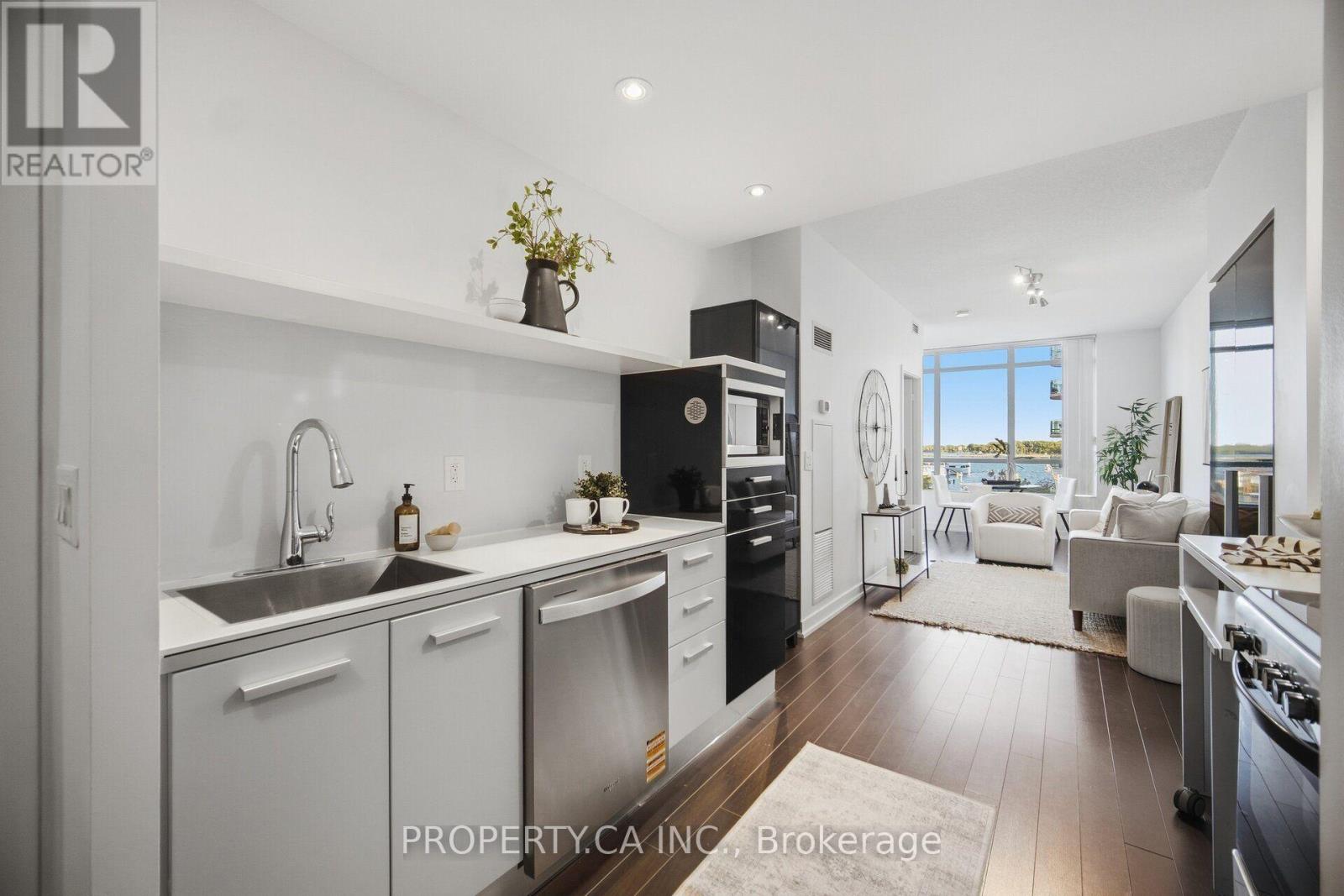 508 - 38 Dan Leckie Way Property Photo 1