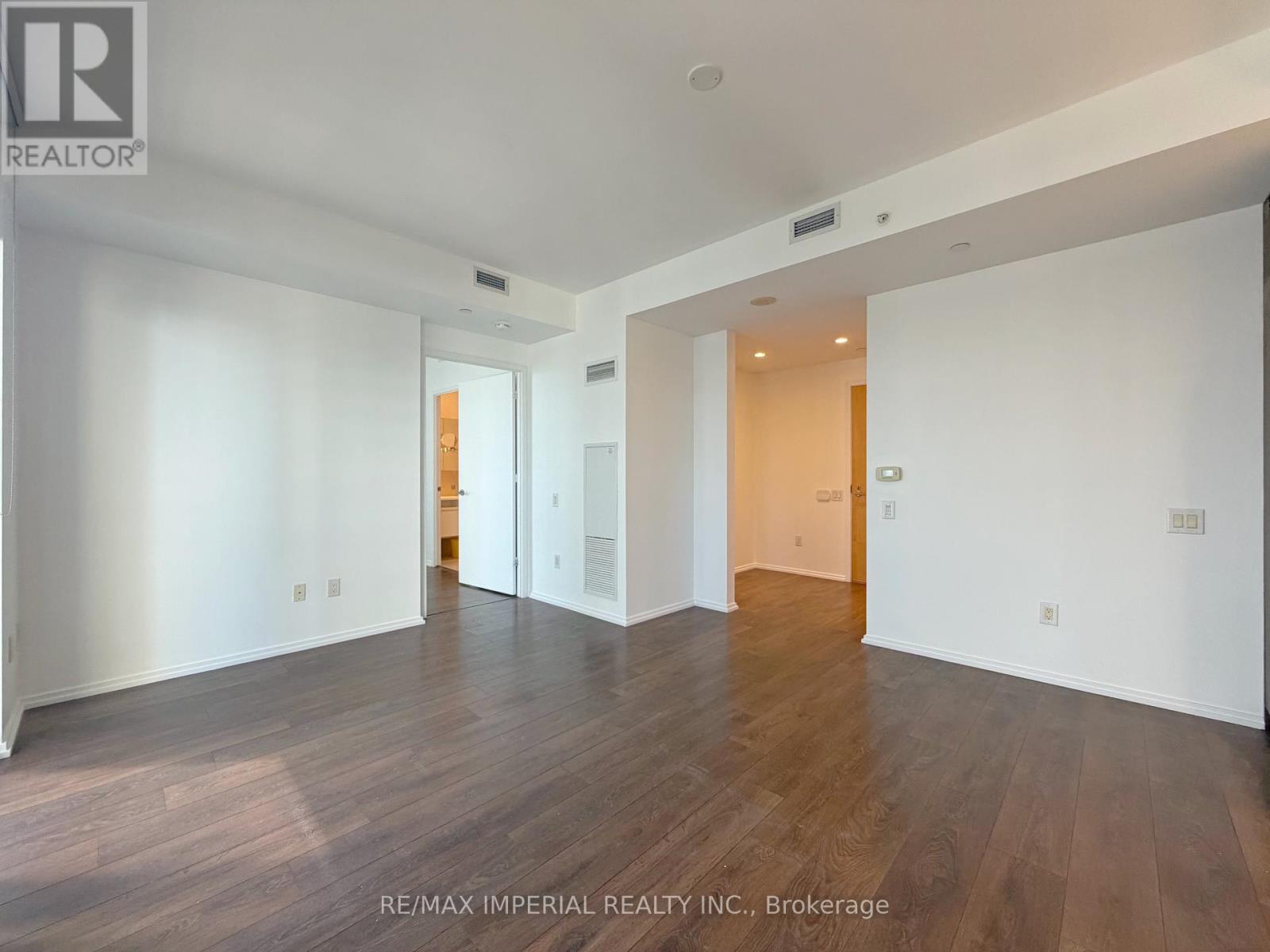 4011 - 45 Charles Street E Property Photo 12