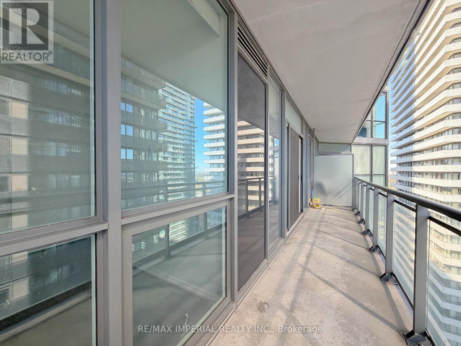 4011 - 45 Charles Street E Property Photo 16