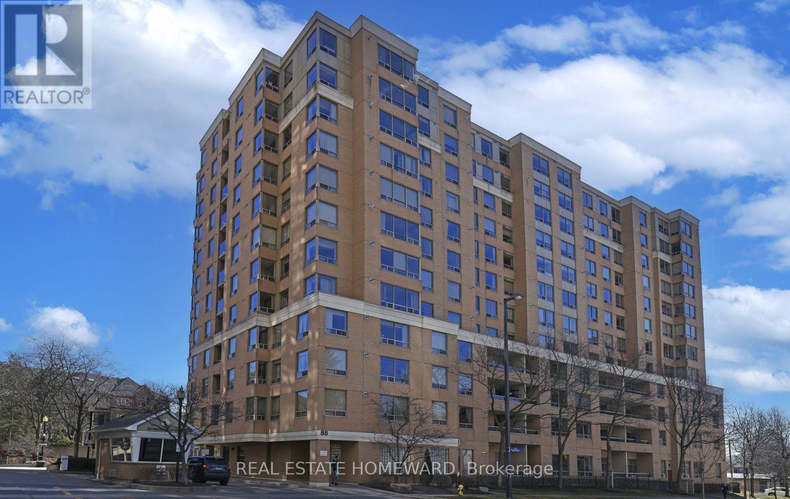 916 - 88 Grandview Way Property Photo 1