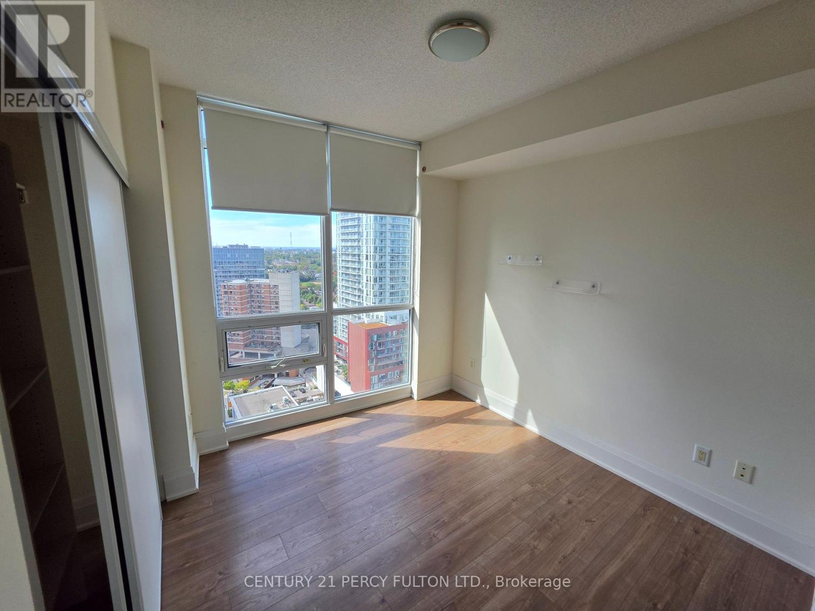 2402 - 30 Roehampton Avenue Property Photo 9