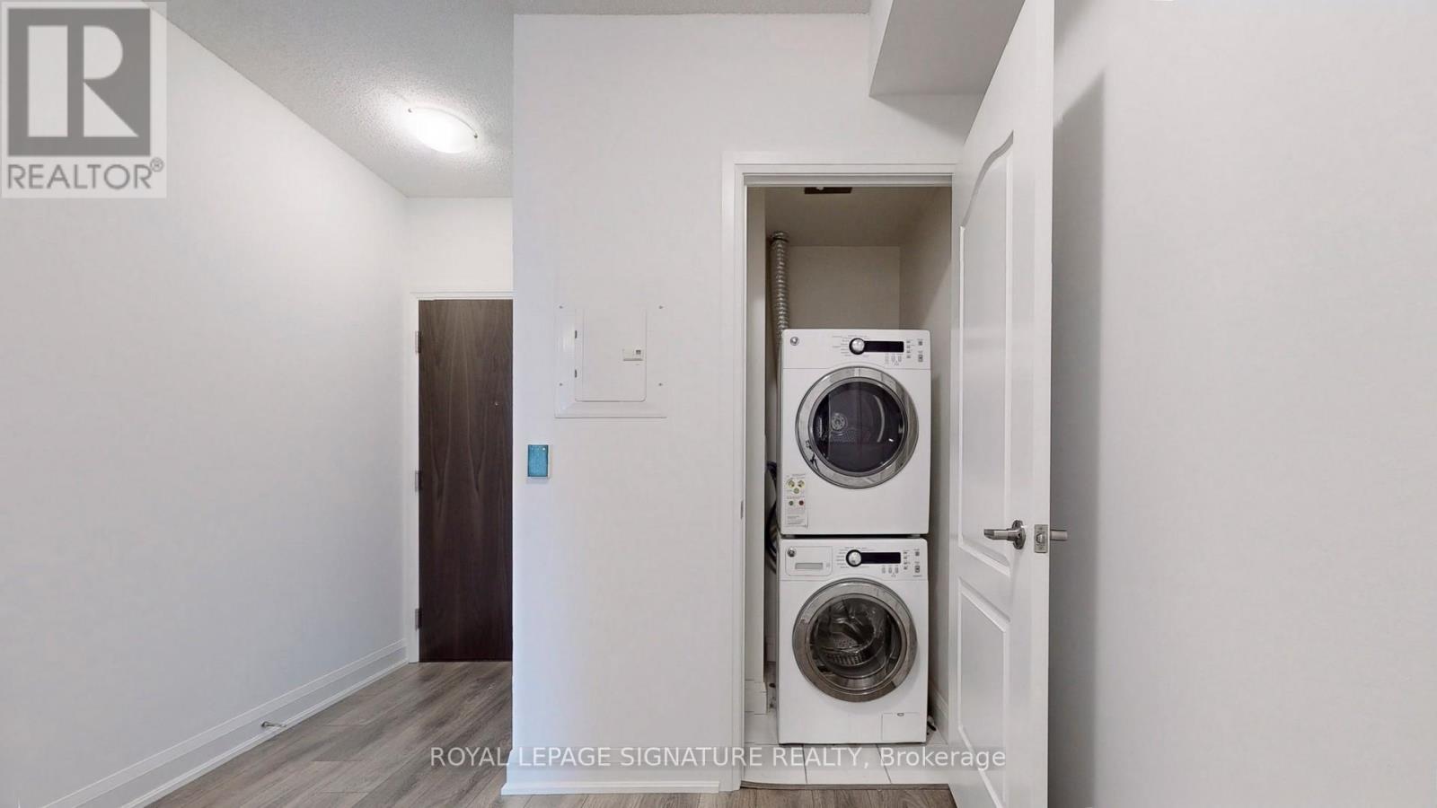 1515 - 68 Canterbury Place Property Photo 19