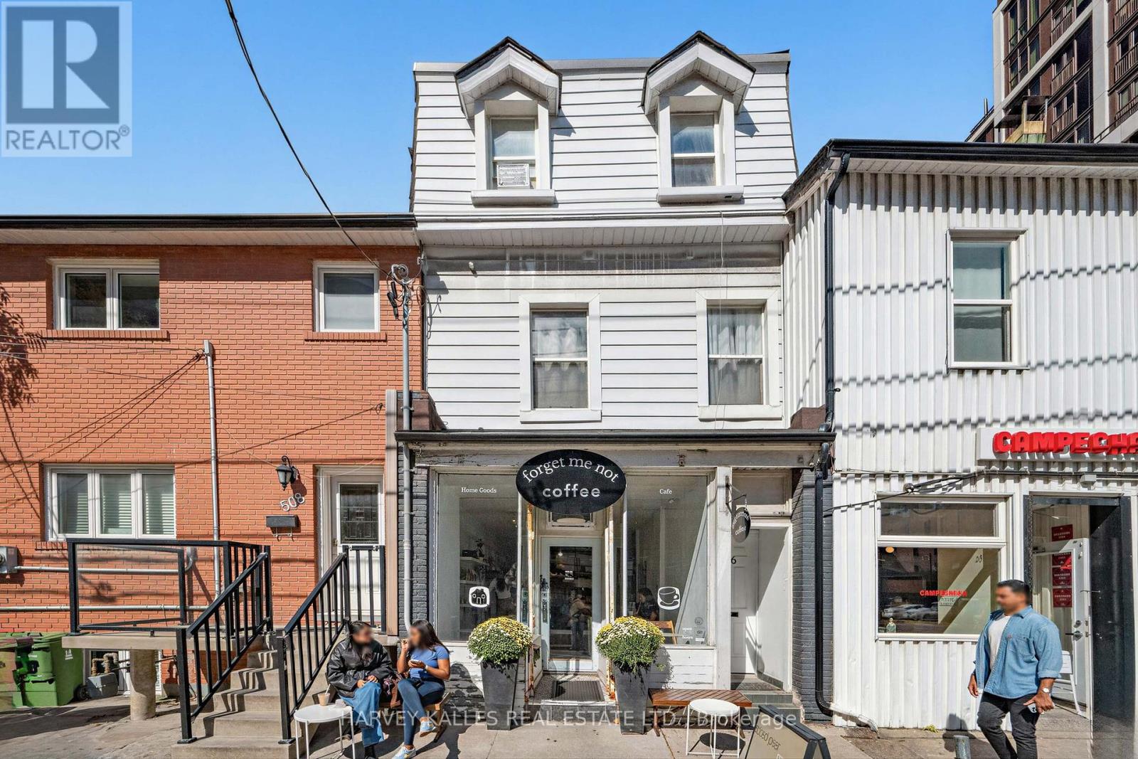 506 Adelaide Street W Property Photo 2