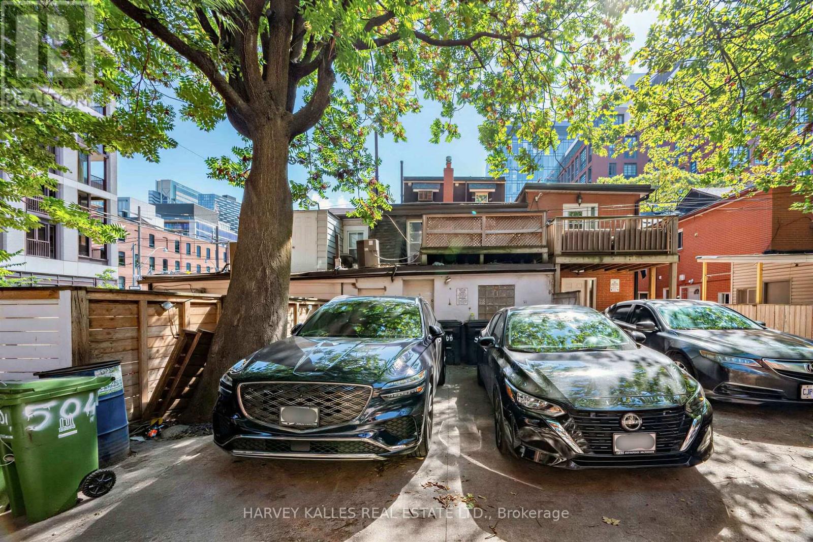 506 Adelaide Street W Property Photo 18