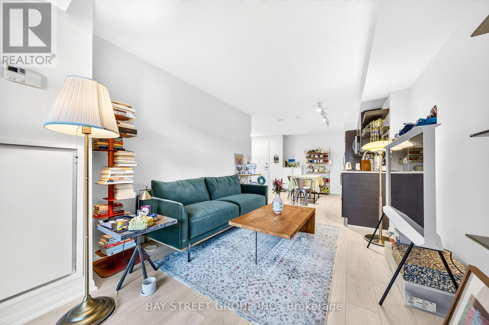 322 - 400 Adelaide Street E Property Photo 17