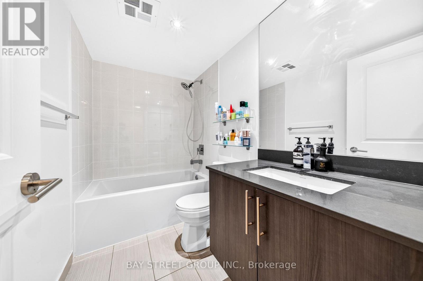 322 - 400 Adelaide Street E Property Photo 21
