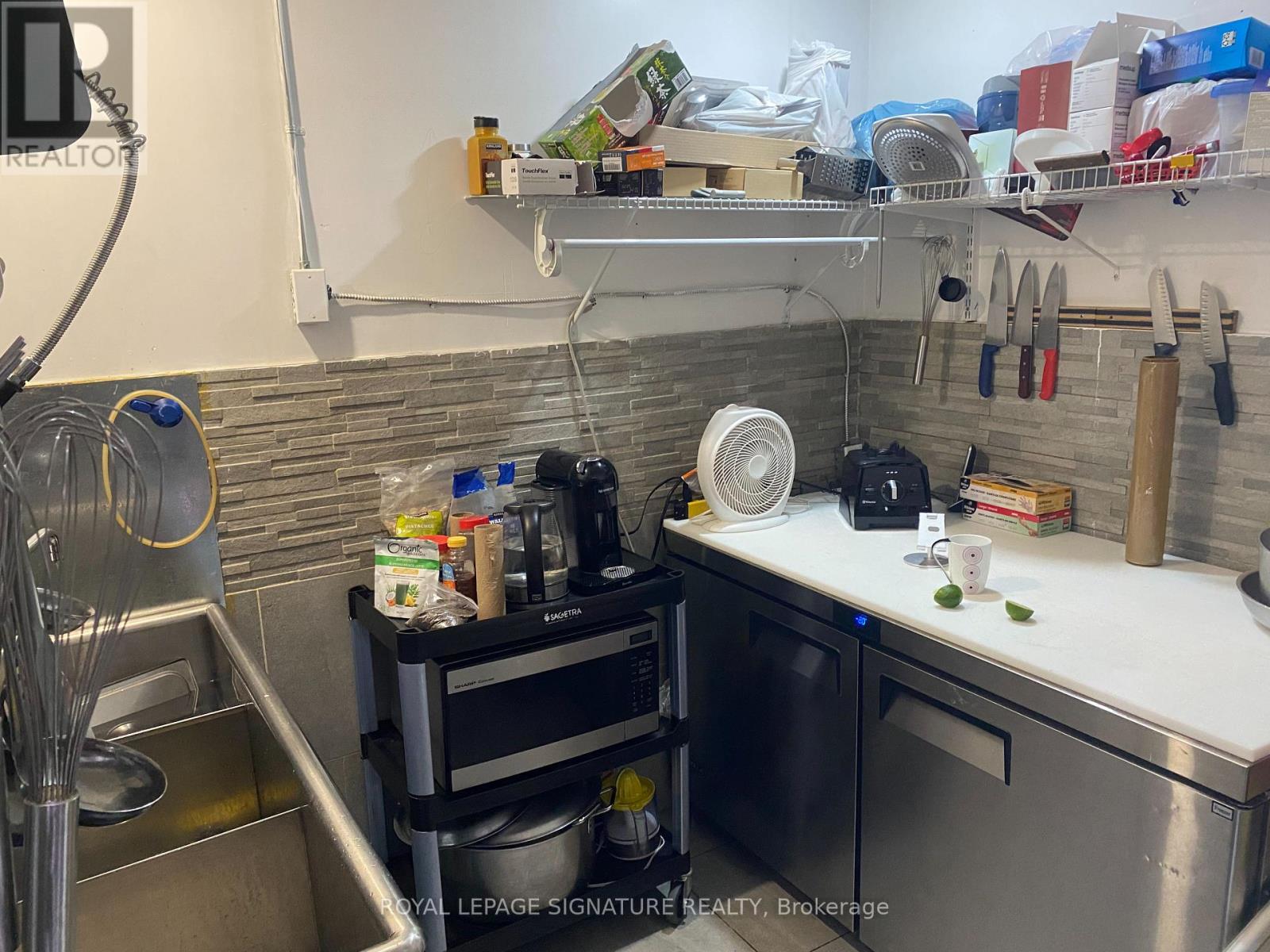 #112 - 10 Mallard Road Property Photo 7