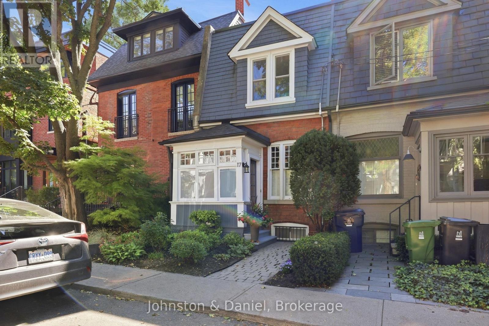 17 Gibson Avenue Property Photo 1