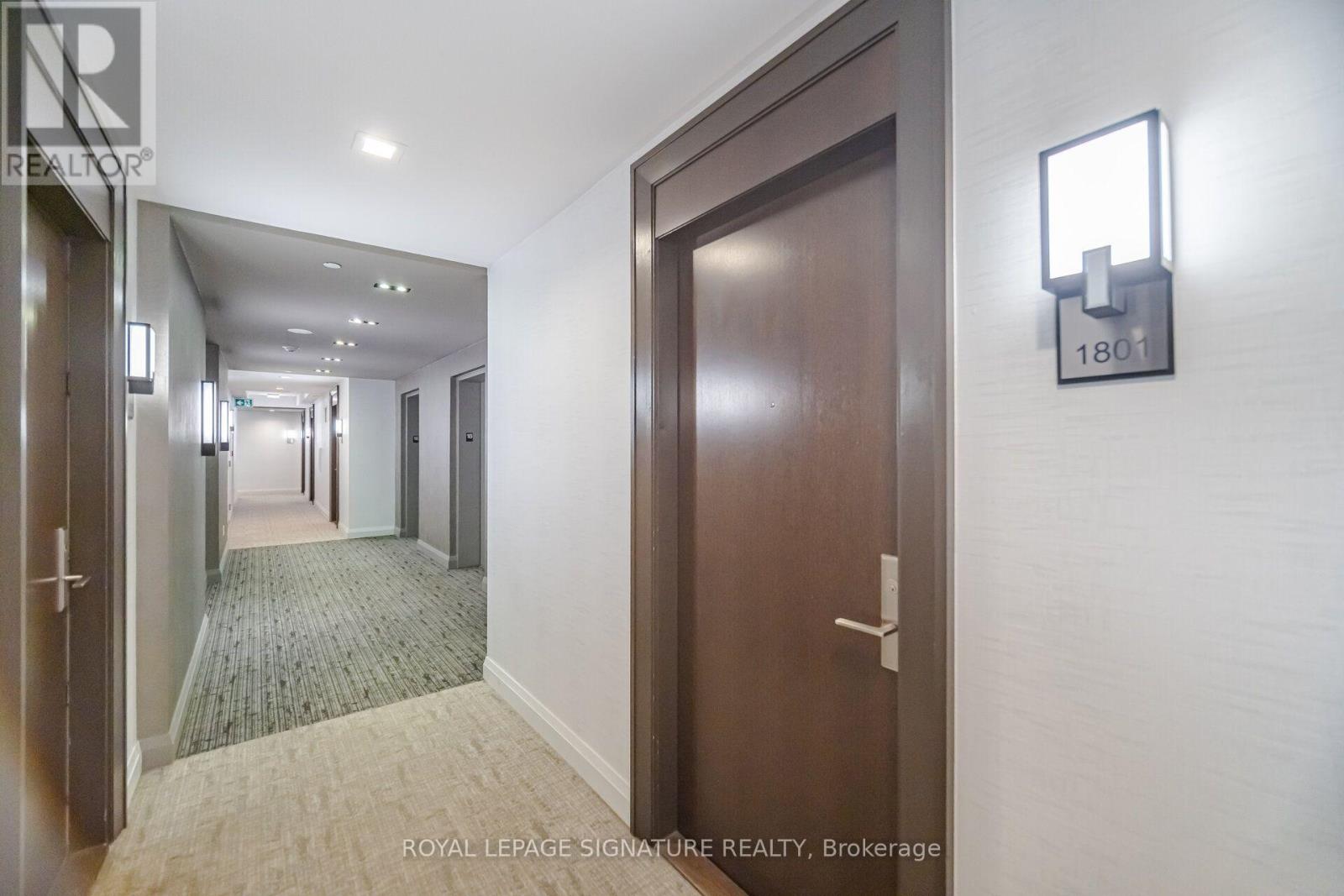 1801 - 460 Adelaide Street E Property Photo 4