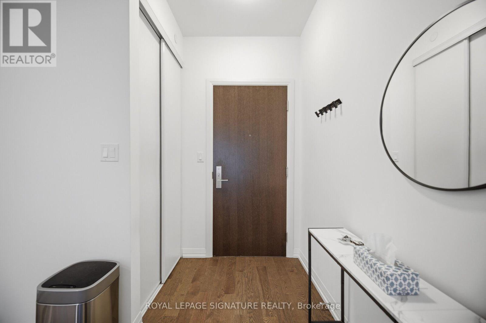 1801 - 460 Adelaide Street E Property Photo 5