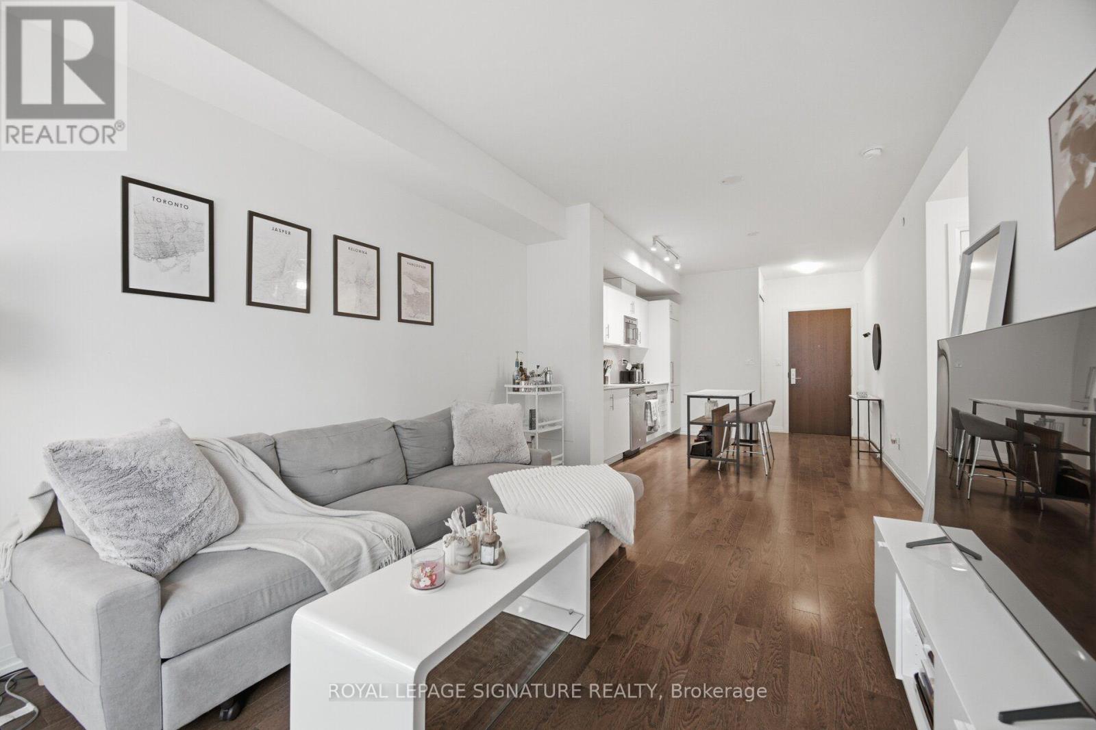 1801 - 460 Adelaide Street E Property Photo 10