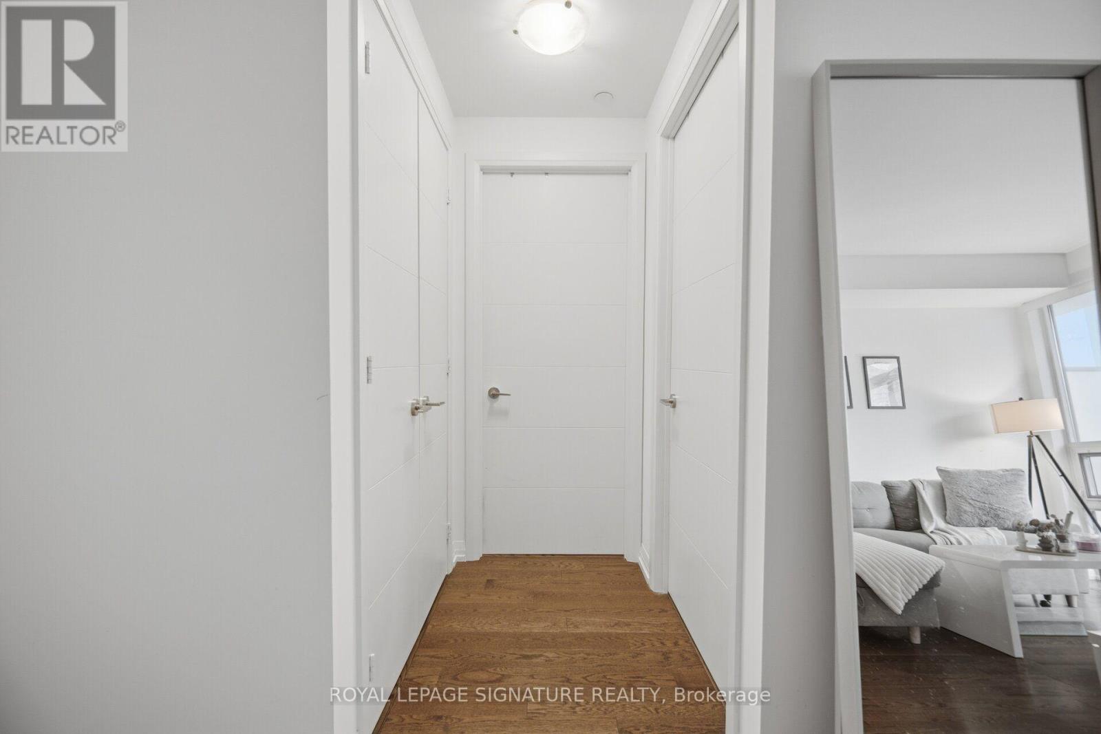 1801 - 460 Adelaide Street E Property Photo 13
