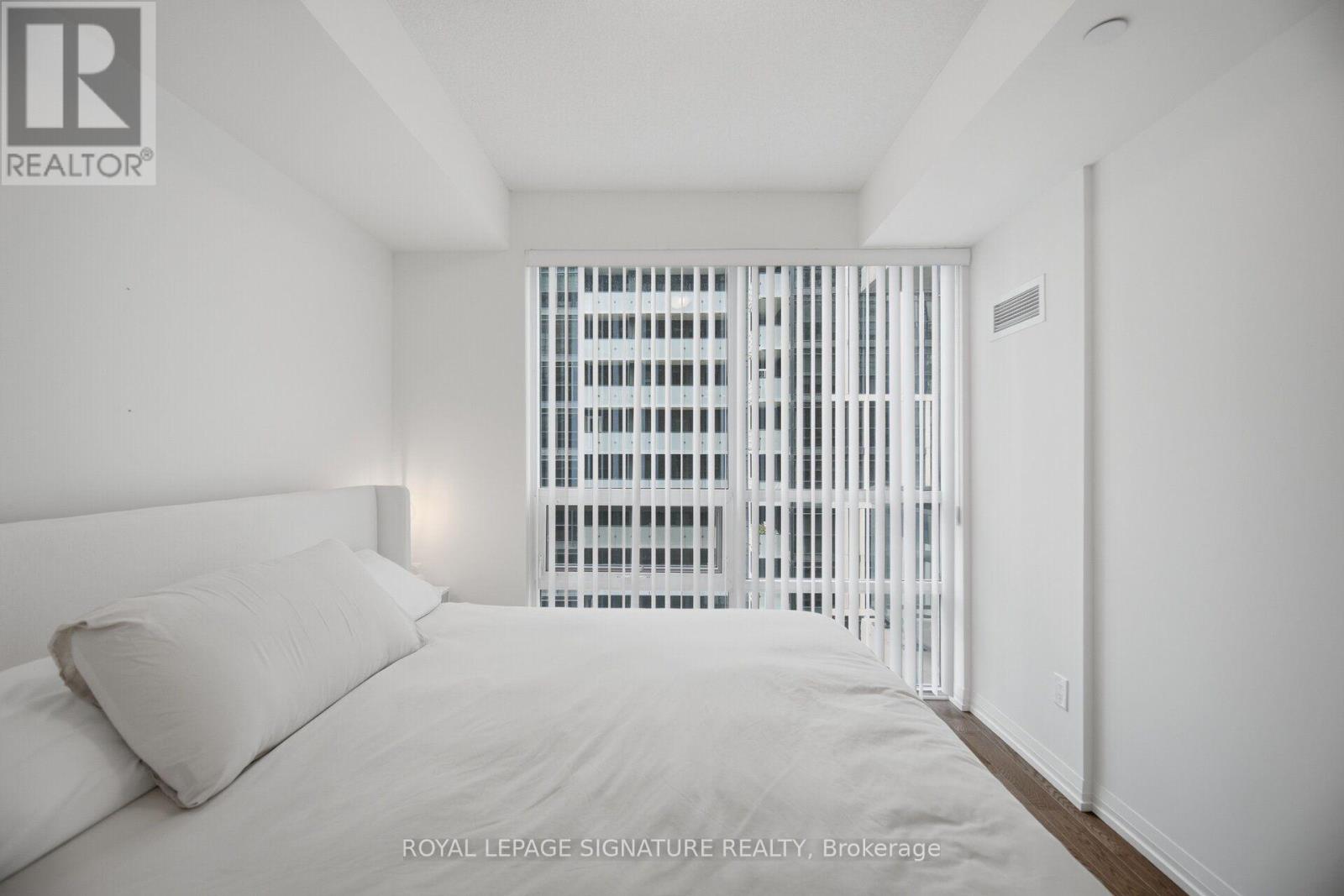 1801 - 460 Adelaide Street E Property Photo 15