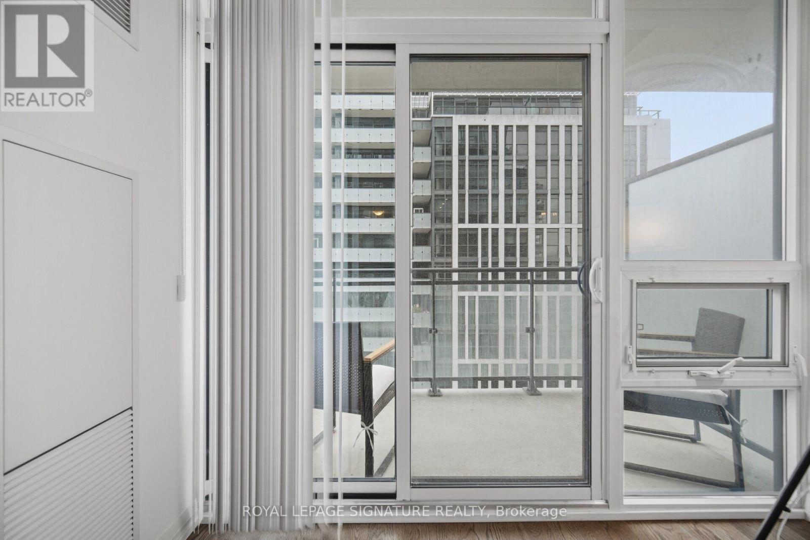 1801 - 460 Adelaide Street E Property Photo 18