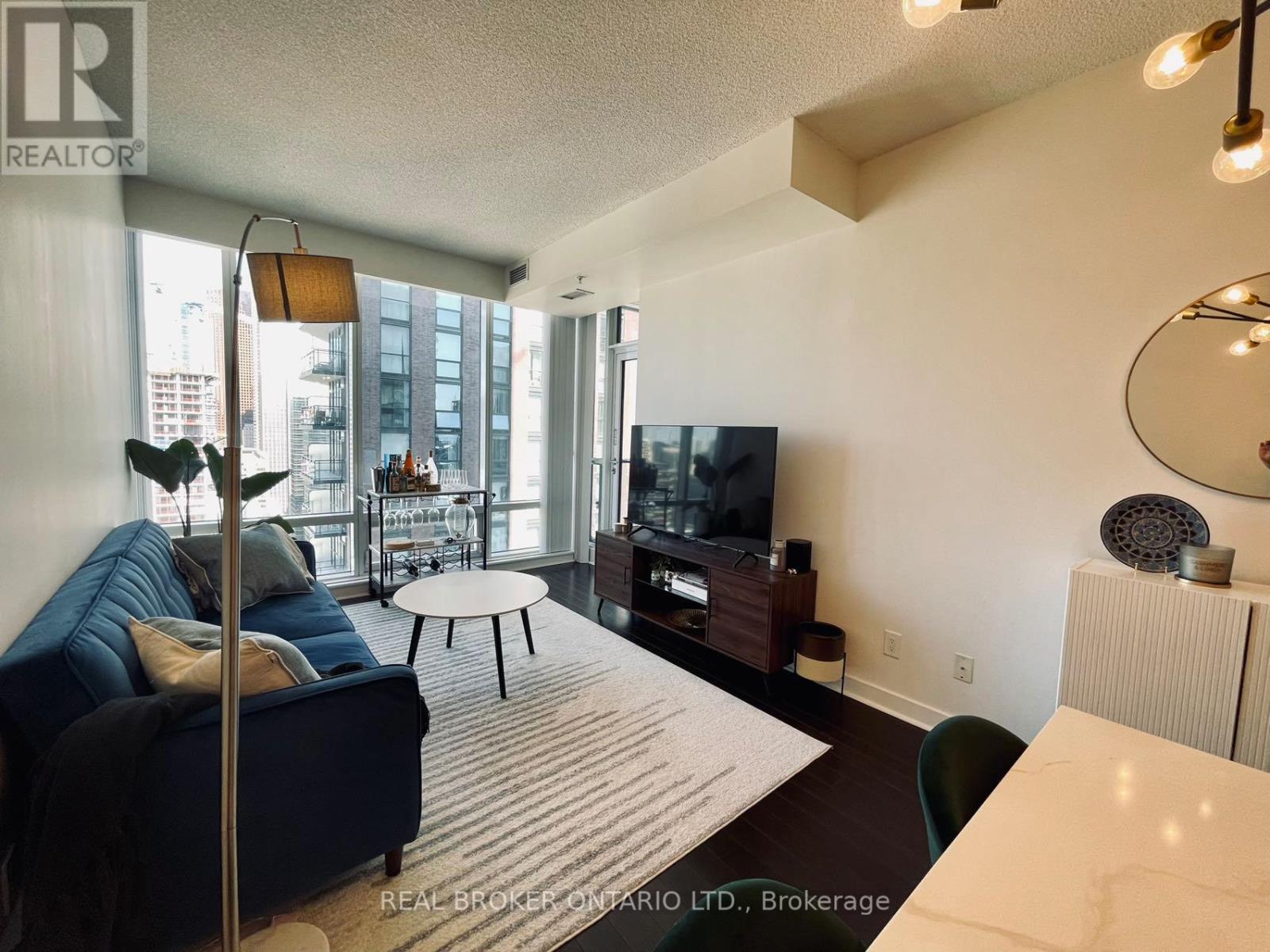 3406 - 295 Adelaide Street Property Photo 6