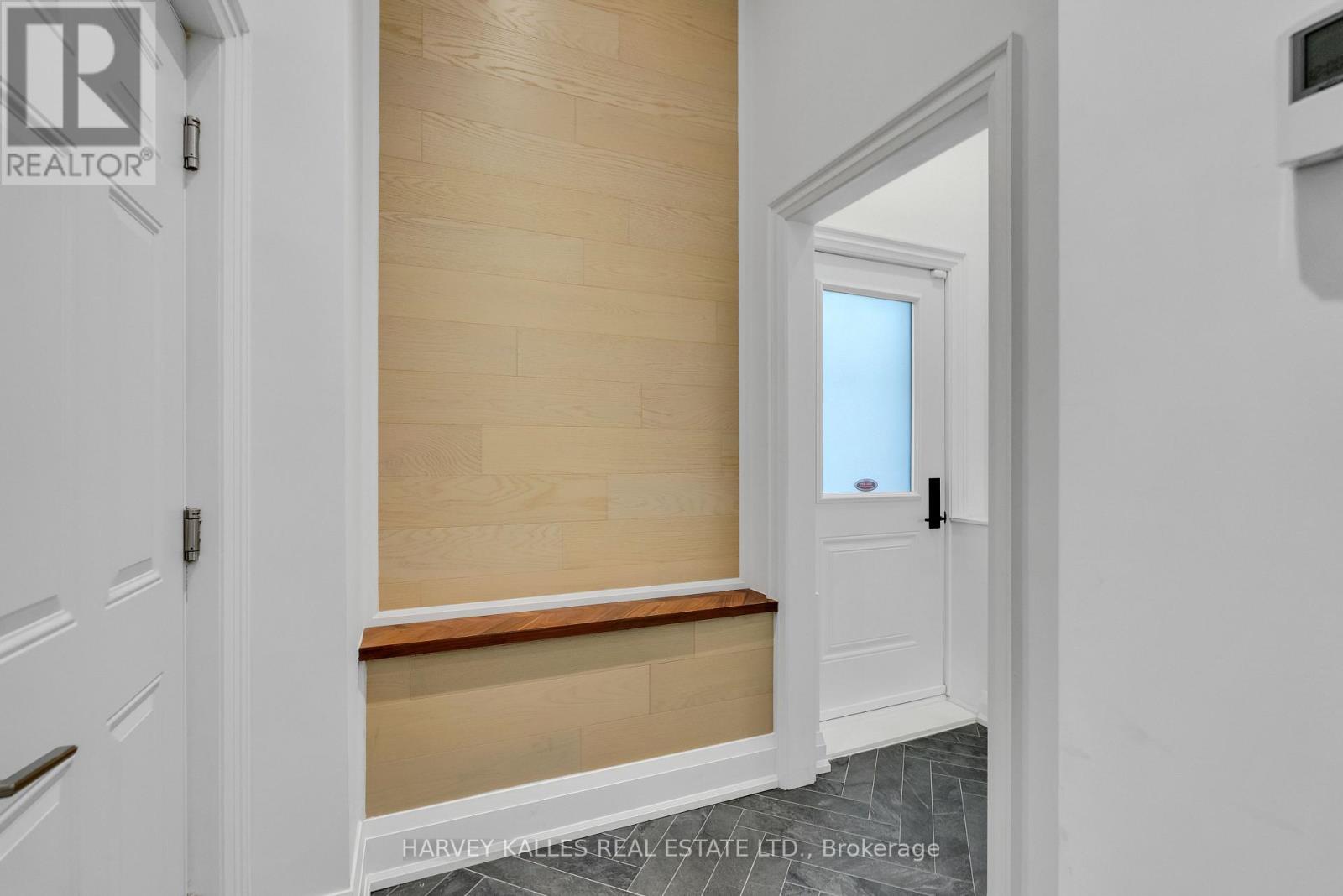32 Almont Road Property Photo 10
