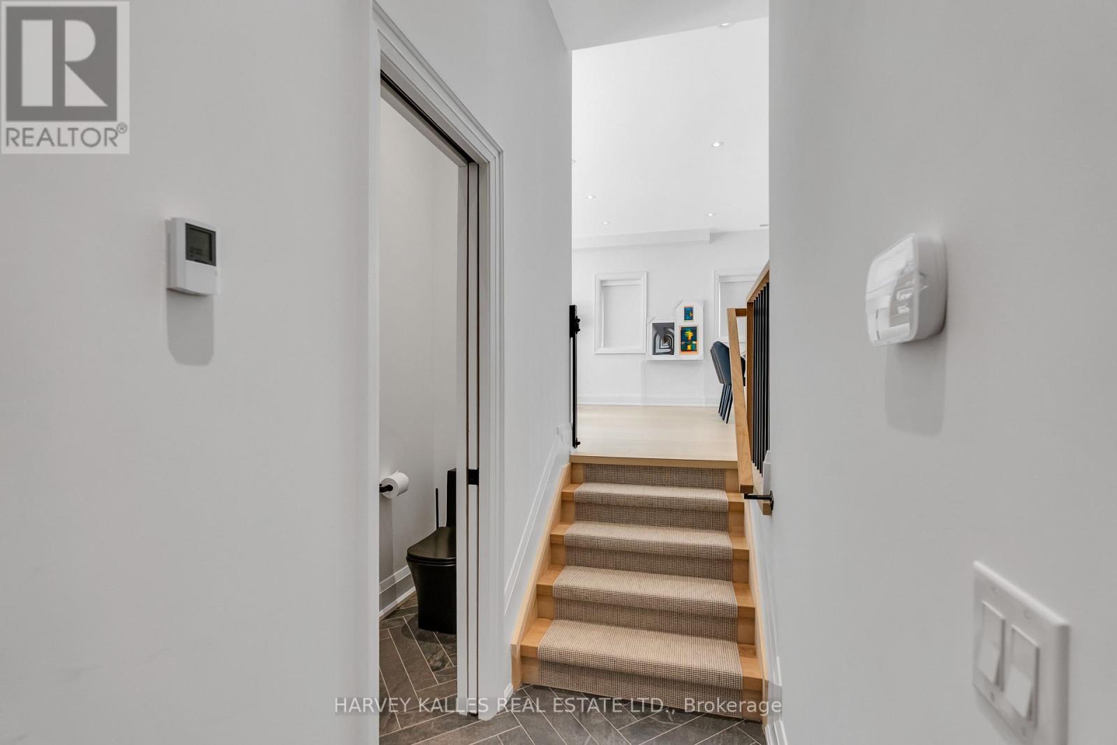 32 Almont Road Property Photo 11