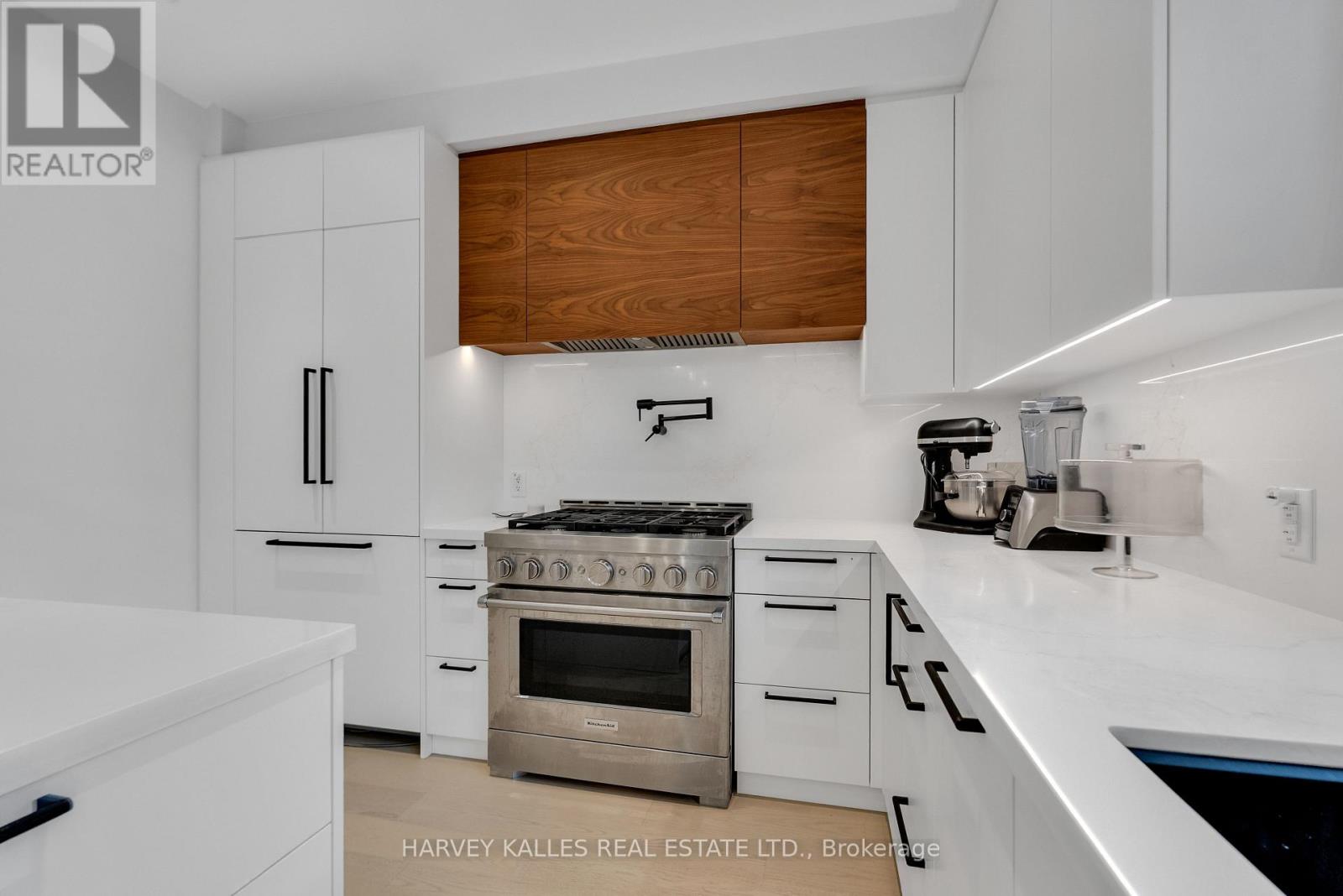 32 Almont Road Property Photo 19