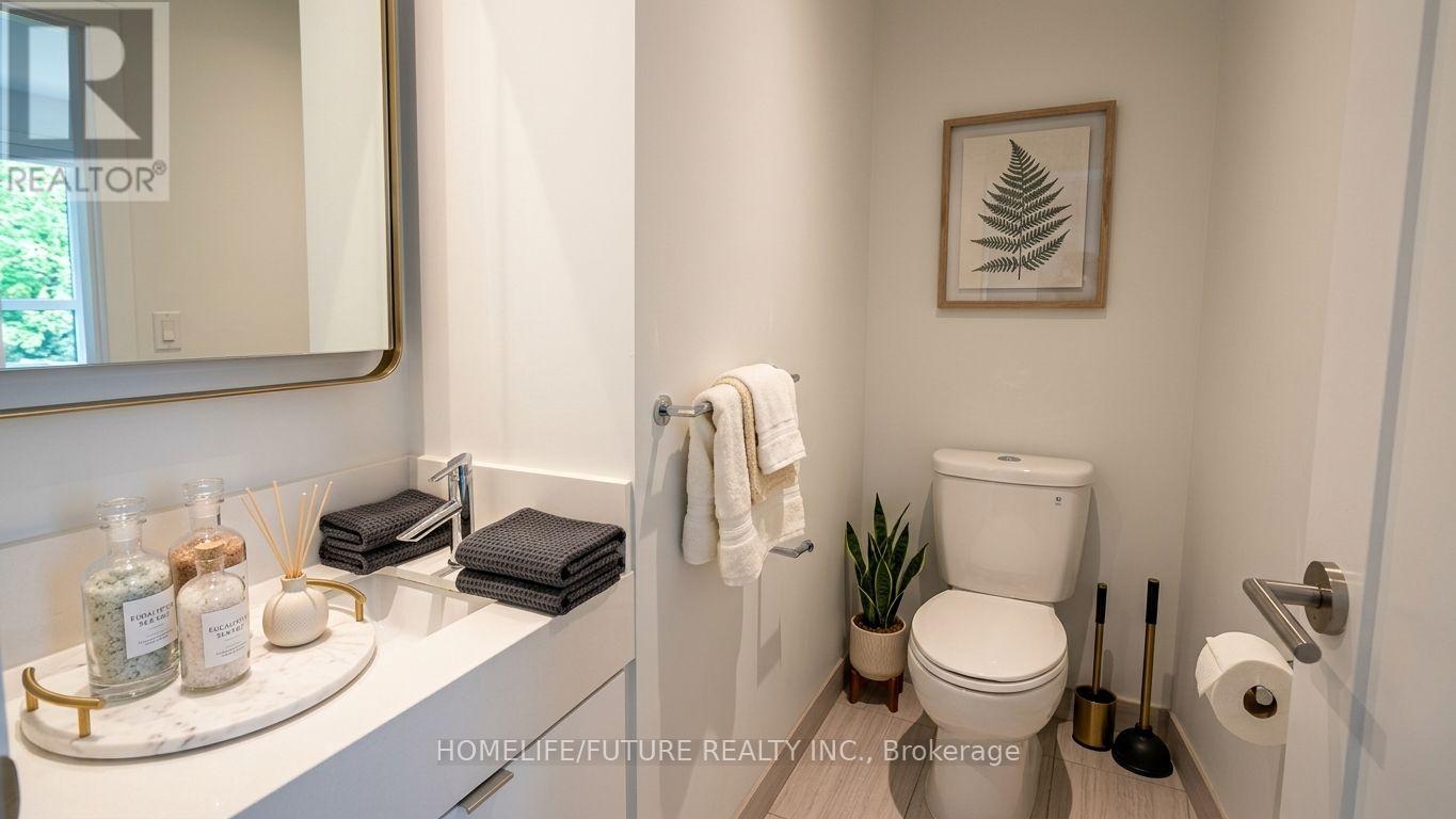 5307 - 10 York Street Property Photo 6