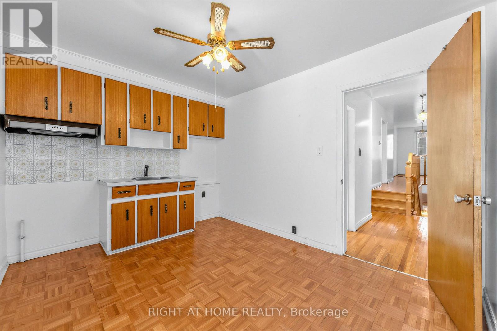 147 Dovercourt Road Property Photo 22