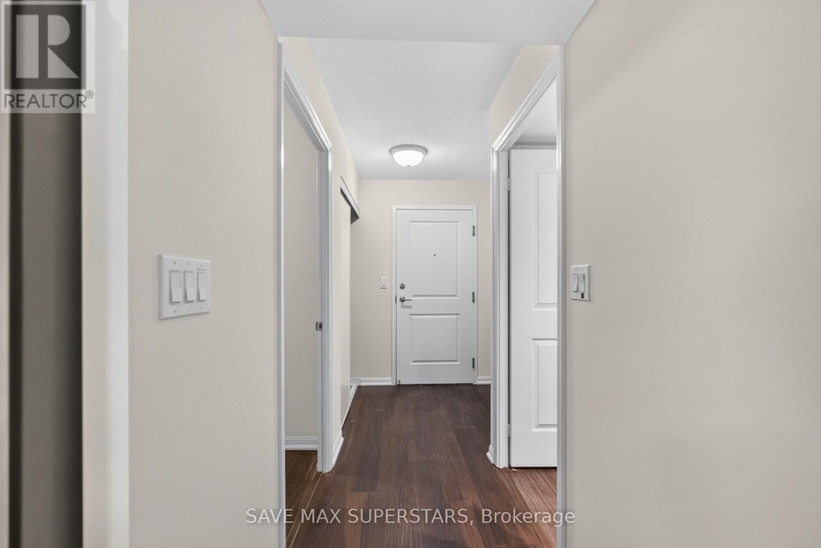 714 - 35 Bastion Street Property Photo 7
