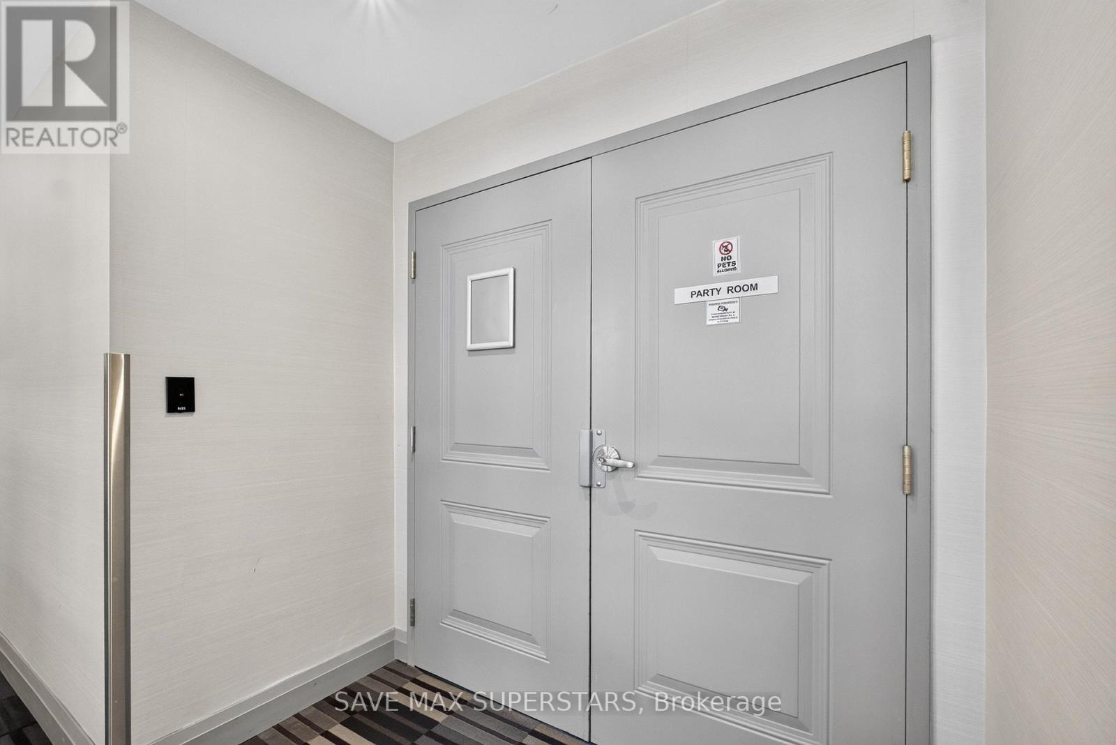 714 - 35 Bastion Street Property Photo 42