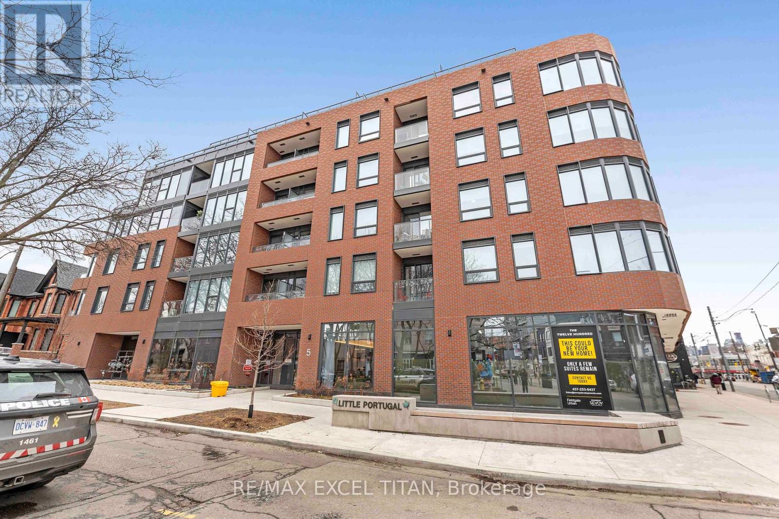 611 - 5 Lakeview Avenue Property Photo 1